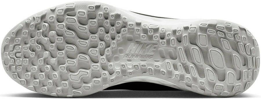Nike Runningschoenen W REVOLUTION 6 NN PRM
