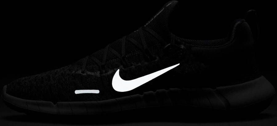 oneerlijk mate Gebeurt Nike Free Run 5.0 Hardloopschoen voor dames Black Dark Smoke Grey White  Dames - Schoenen.nl