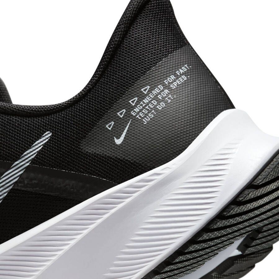 Nike Runningschoenen QUEST 4