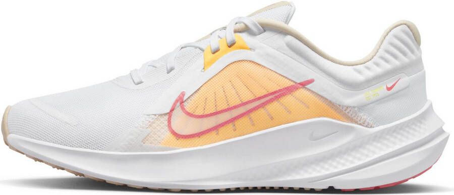Nike Runningschoenen QUEST 5