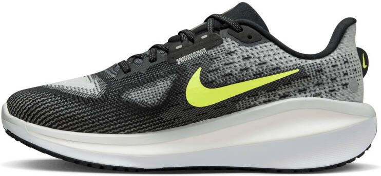Nike Runningschoenen Vomero 17