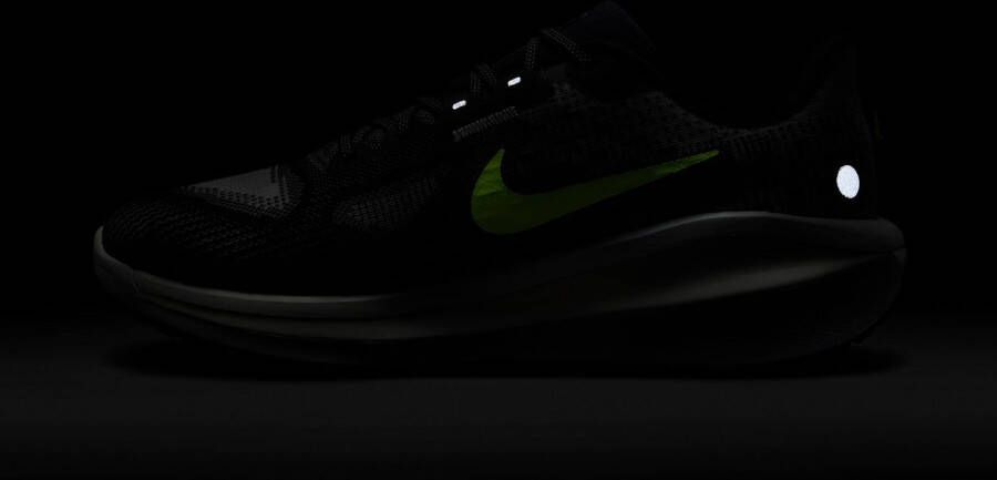 Nike Runningschoenen Vomero 17