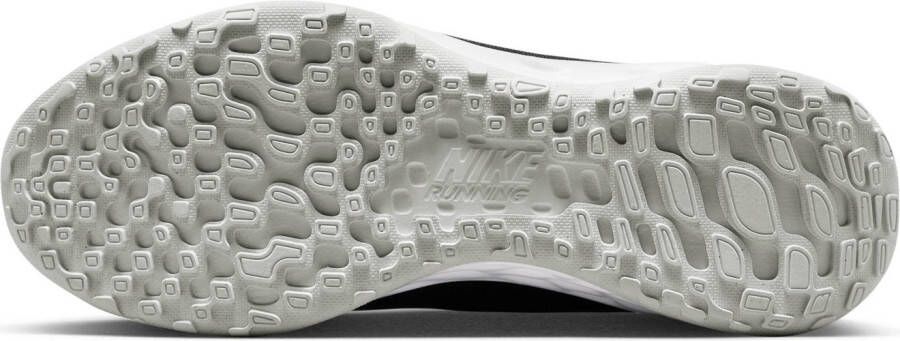 Nike Runningschoenen W REVOLUTION 6 NN PRM