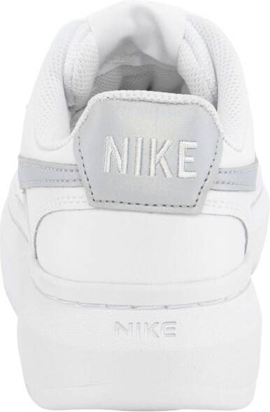Nike Sportswear Sneakers COURT VISION ALTA Design in de voetsporen van de Air Force 1