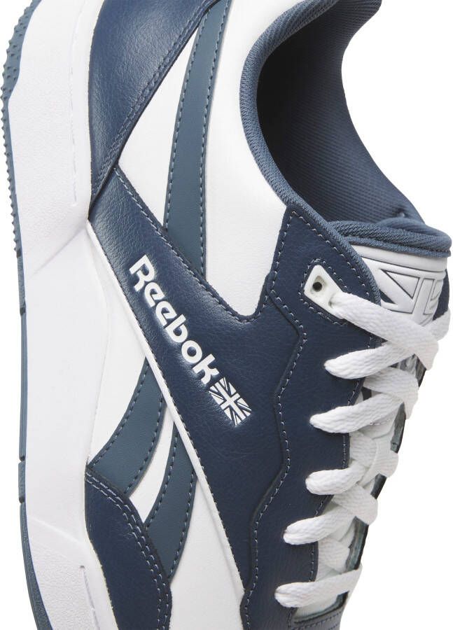 Reebok Classic Sneakers