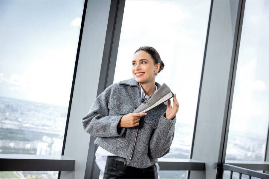 Remonte Instappers zakelijke schoen lage schoen instapschoen met matte decoratieve ketting