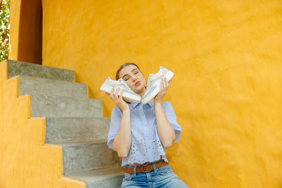 Remonte Plateausneakers vrijetijdsschoen lage schoen veterschoen in smalle vorm