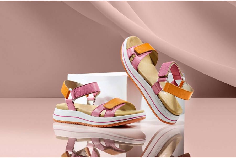 Remonte Sandalen Elisabeth Hurley-Collection sleehak klittenbandschoen sandaal met plateauschoen
