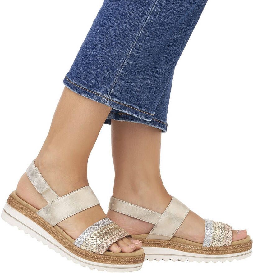 Remonte Sleehaksandaaltjes ELLE-Collection zomerschoen sandaal sleehak met vlechtbandage in metallic-look