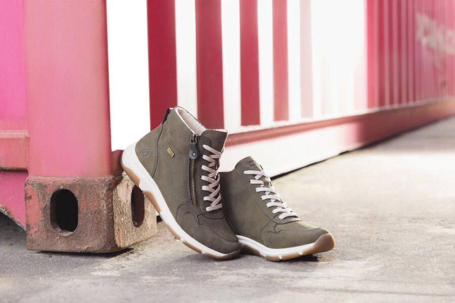 Remonte Sneakers met sleehak high-top sneaker veterschoen vrijetijdsschoen met buitenrits
