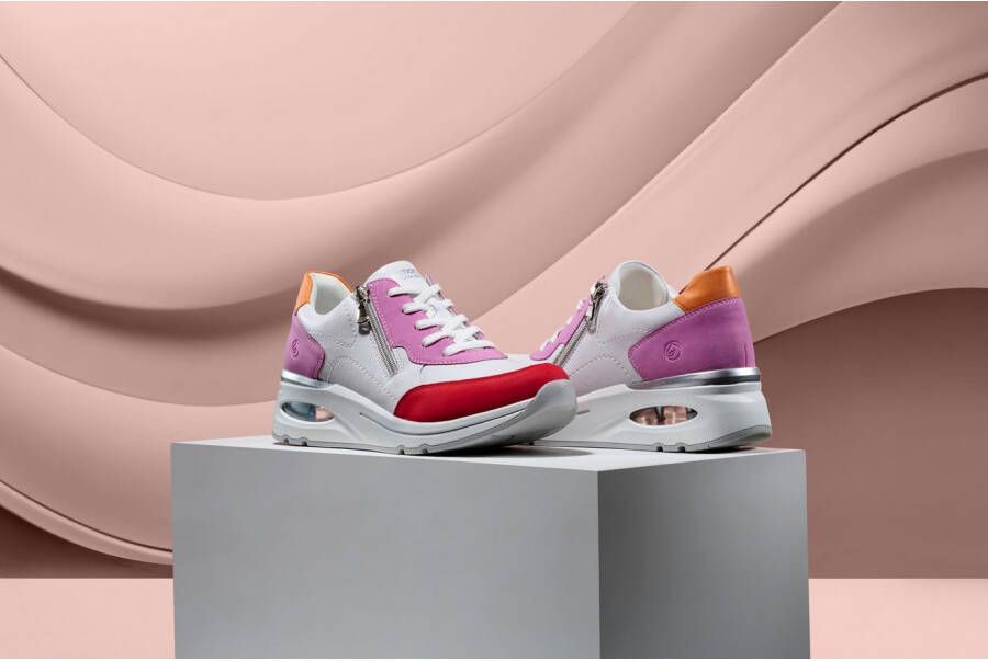 Remonte Sneakers met sleehak Elisabeth Hurley-Collection vrijetijdsschoen lage schoen veterschoen met uitneembare zachte inlegzool