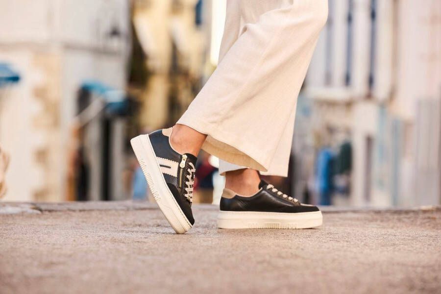 Rieker Plateausneakers veterschoenen lage schoen vrijetijdsschoen met zijrits