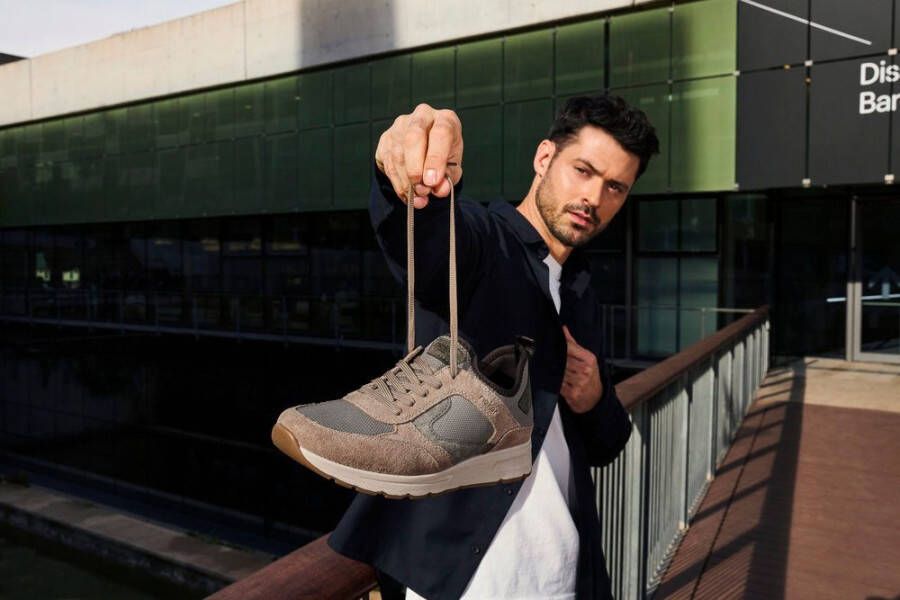 Rieker Slip-on sneakers instapschoen lage schoen vrijetijdssneaker met vetelement