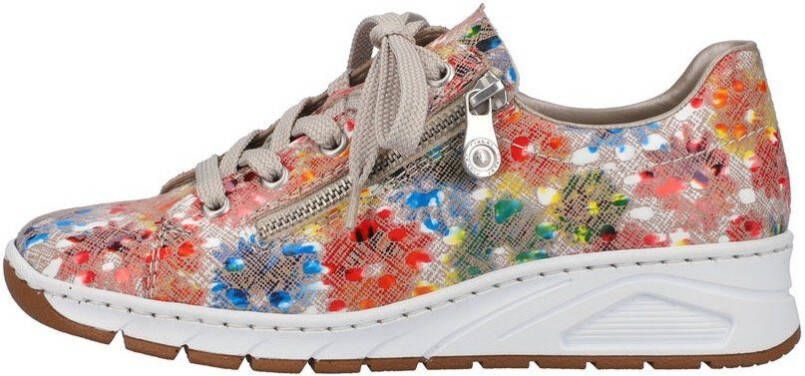 Rieker Sneakers met sleehak met bloemenprint vrijetijdsschoen lage schoen veterschoen