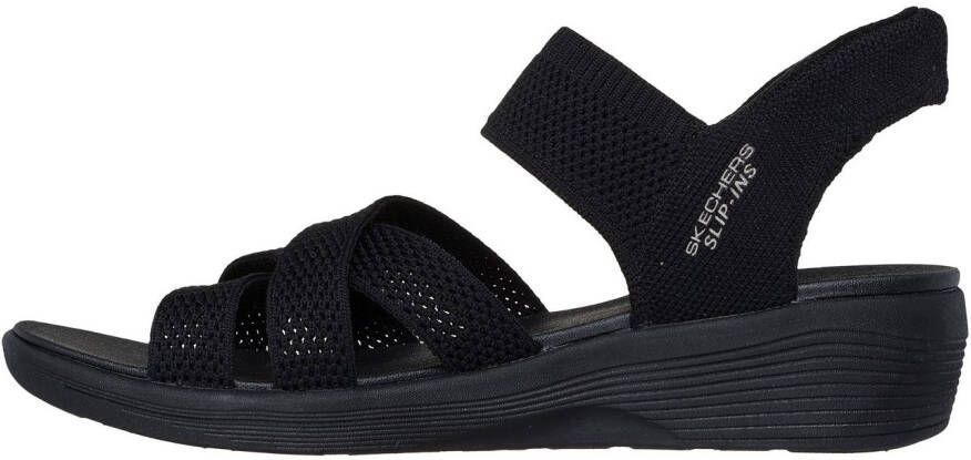 Skechers Sleehaksandaaltjes ARYA vrijetijdsschoen sandaal in vegan verwerking