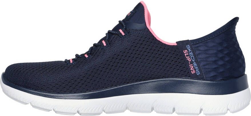 Skechers Slip-on sneakers SUMMITS-DIAMOND DREAM Instapschoen vrijetijdsschoen met praktische slip-in functie