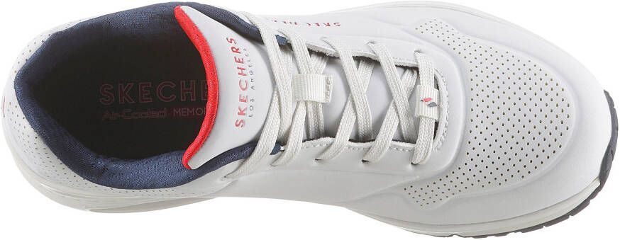 Skechers Sneakers met sleehak Uno Stand on Air Vrijetijdsschoen lage schoen veterschoen met fijne perforatie