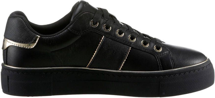 Tamaris Plateausneakers vrijetijdsschoen halfschoen veterschoen met gepolsterde schacht