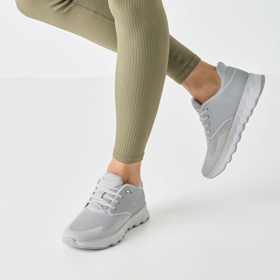 Tamaris Slip-on sneakers Nowana vrijetijdsschoen lage schoen slippers met ortholite-uitrusting