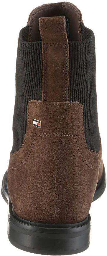 Tommy Hilfiger Chelsea-boots FLAG SUEDE CHELSEA BOOT enkellaarsjes zakelijke schoen met hardcover vlag op de hiel