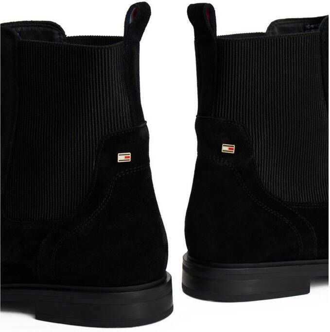 Tommy Hilfiger Chelsea-boots FLAG SUEDE CHELSEA BOOT enkellaarsjes zakelijke schoen met hardcover vlag op de hiel