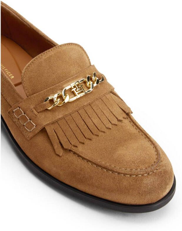 Tommy Hilfiger Loafers TH CHAIN FRINGE SUEDE LOAFER blokhak slipper business schoen met goudkleurige logo-sierketting