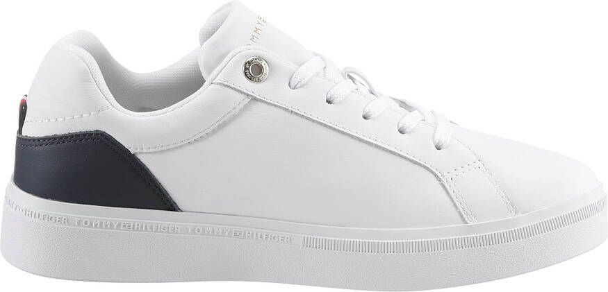 Tommy Hilfiger Plateausneakers TH COURT SNEAKER met th-sierelement