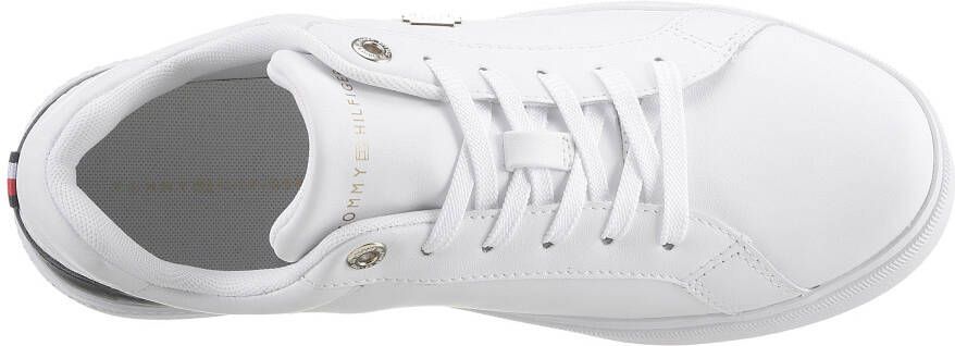 Tommy Hilfiger Plateausneakers TH COURT SNEAKER met th-sierelement
