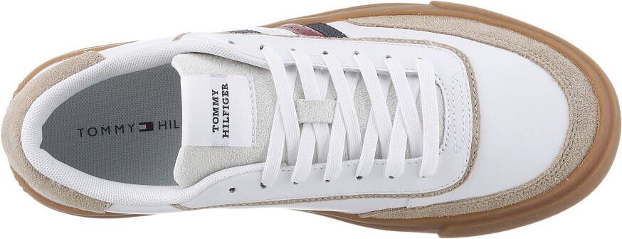 Tommy Hilfiger Plateausneakers TH CUPSET 1A2 LTH MIX vrijetijdsschoen lage schoen veterschoen met strepen in tommy kleuren
