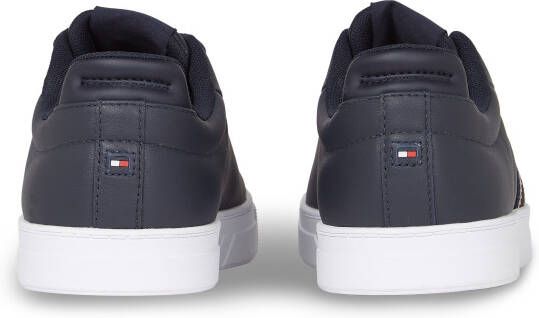 Tommy Hilfiger Plateausneakers ICON COURT SNEAKERS STRIPES veterschoenen vrijetijdsschoen lage schoen met tommy-strepen