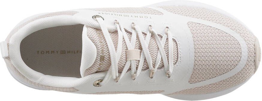 Tommy Hilfiger Plateausneakers ACTIVE MESH TRAINER in lichte materialenmix