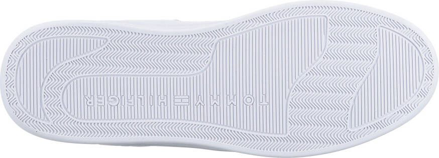 Tommy Hilfiger Plateausneakers LEATHER BASKET SNEAKER Logo-opdruk op de tong vrijetijdsschoen halfschoen veterschoen