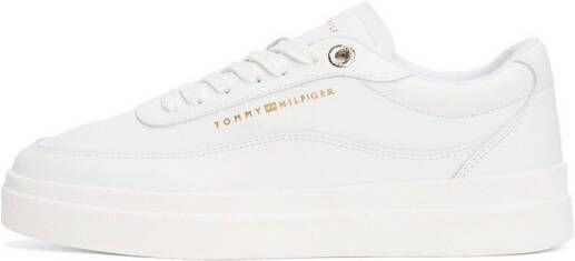 Tommy Hilfiger Plateausneakers MODERN COURT SNEAKER LTHR vrijetijdsschoen lage schoen veterschoen met contrasterend logo