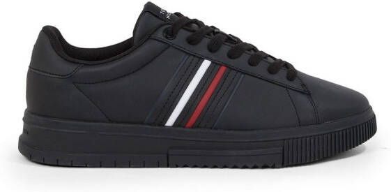 Tommy Hilfiger Plateausneakers MODERN CUPSOLE STRIPES LTH vrijetijdsschoen lage schoen veterschoen met zijstrepen