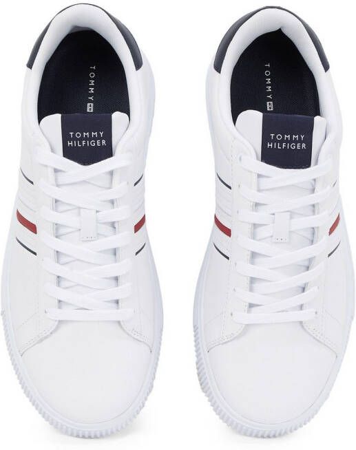 Tommy Hilfiger Plateausneakers MODERN CUPSOLE STRIPES LTH vrijetijdsschoen lage schoen veterschoen met zijstrepen