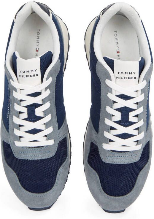 Tommy Hilfiger Plateausneakers NEW RUNNER EVA MIX vrijetijdsschoen lage schoen veterschoen met contrastafwerkingen