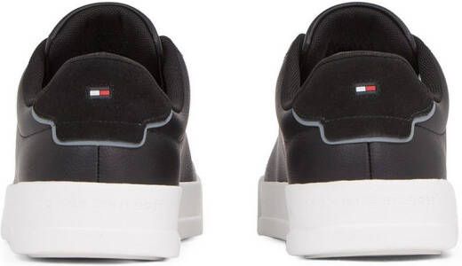Tommy Hilfiger Plateausneakers TH COURT LTH DETAIL ESS vrijetijdsschoen lage schoen veterschoen met zijlijk logo-opdruk