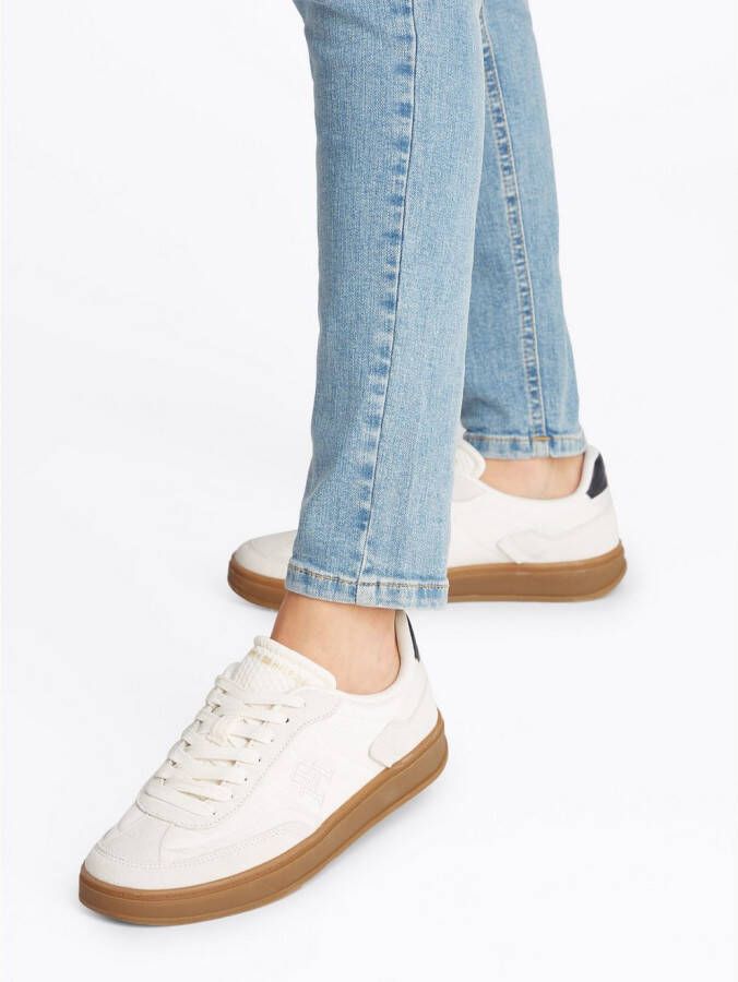 Tommy Hilfiger Plateausneakers TH HERITAGE SNEAKER vrijetijdsschoen lage schoen veterschoen met logo-borduursel