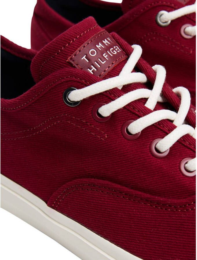 Tommy Hilfiger Plateausneakers TH HI VULC LOW OXFORD TWILL vrijetijdsschoen lage schoen veterschoen met label op de hiel