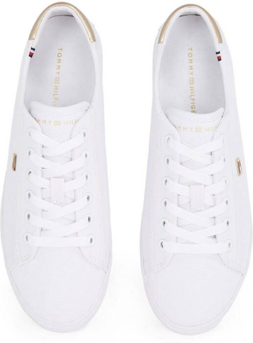 Tommy Hilfiger Plateausneakers VULC CANVAS LACE UP SNEAKER vrijetijdsschoen lage schoen veterschoen in smalle vorm