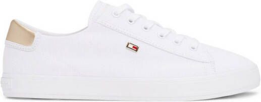 Tommy Hilfiger Plateausneakers VULC CANVAS LACE UP SNEAKER vrijetijdsschoen lage schoen veterschoen in smalle vorm