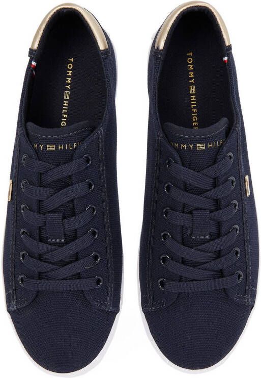 Tommy Hilfiger Plateausneakers VULC CANVAS LACE UP SNEAKER vrijetijdsschoen lage schoen veterschoen in smalle vorm