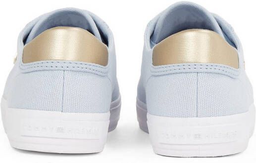 Tommy Hilfiger Plateausneakers VULC CANVAS LACE UP SNEAKER vrijetijdsschoen lage schoen veterschoen in smalle vorm