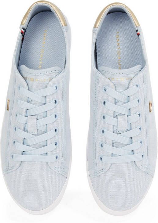 Tommy Hilfiger Plateausneakers VULC CANVAS LACE UP SNEAKER vrijetijdsschoen lage schoen veterschoen in smalle vorm