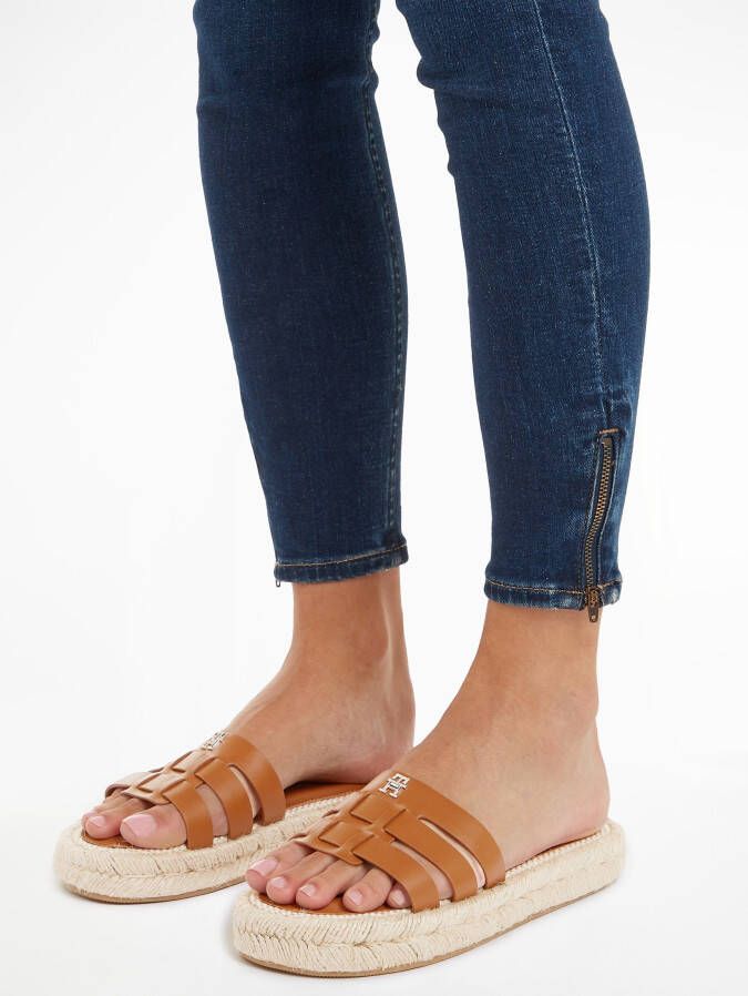 Tommy Hilfiger Slippers AUTHENTIC FLAT LTHR ESPADRILLE plateau zomerschoen slippers met mooie bandjes