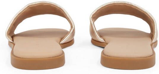 Tommy Hilfiger Slippers TH LOGO HW METALLIC LEATHER MULE zomerschoen flats comfortabele schoen met th-sieraandeel