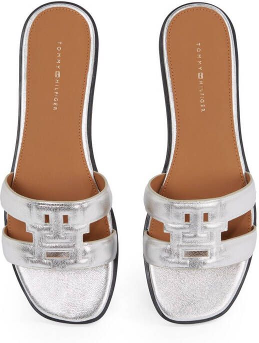 Tommy Hilfiger Slippers TH LOGO STRAP METALLIC MULE blokhak zomerschoen flats comfort-schoen met th-logo