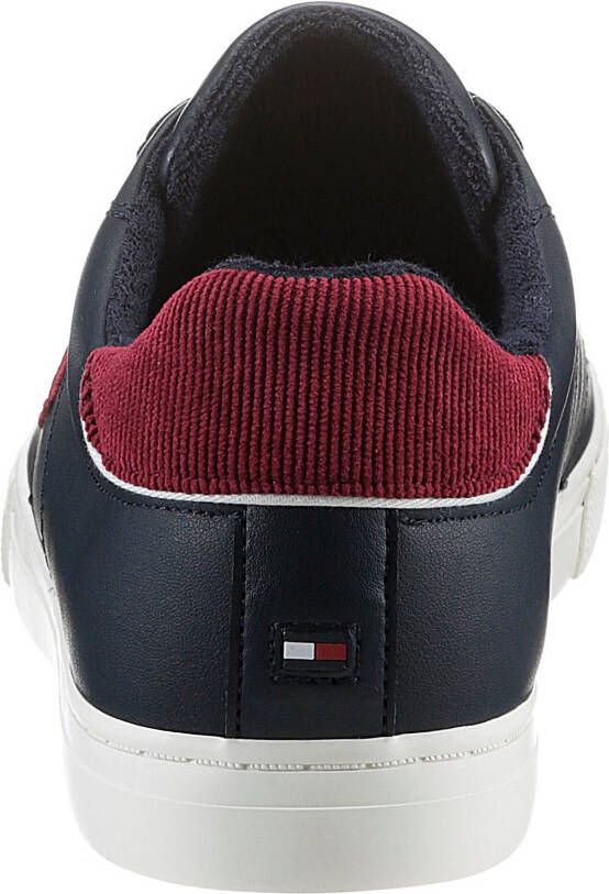 Tommy Hilfiger Sneakers CORE VULC VARSITY MONOGRAM met contrastbeleg