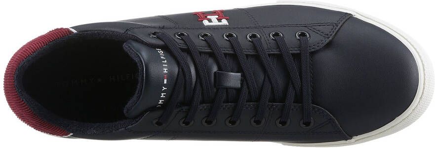 Tommy Hilfiger Sneakers CORE VULC VARSITY MONOGRAM met contrastbeleg