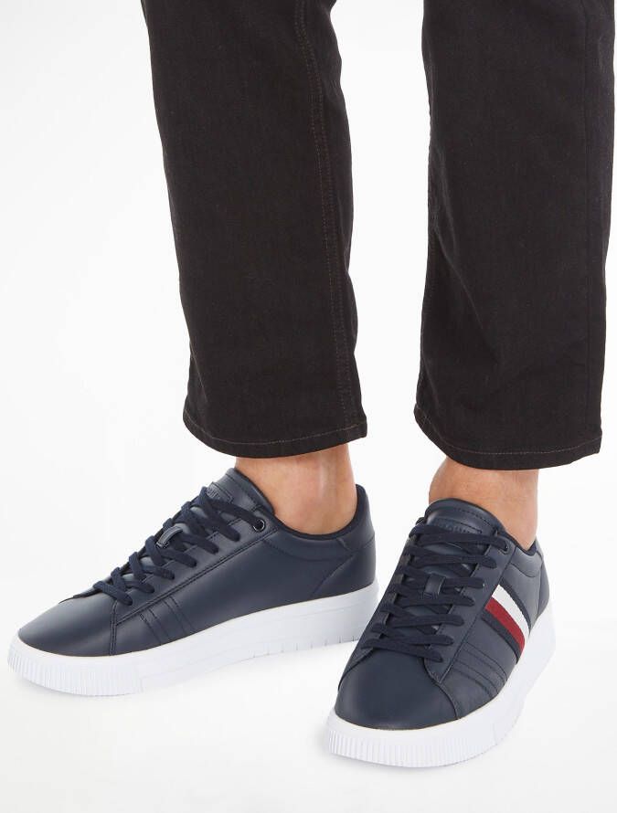 Tommy Hilfiger Sneakers SUPERCUP LEATHER met logostrepen opzij